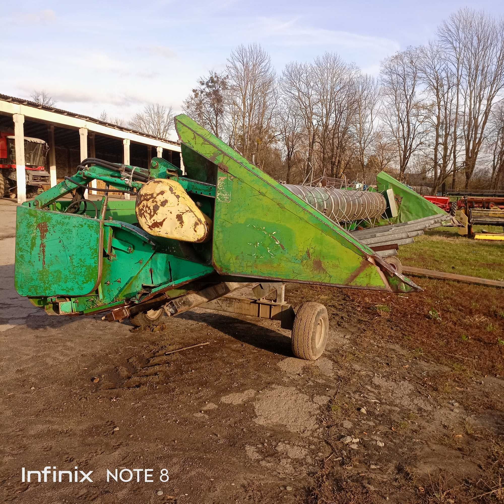 Зернозбиральний комбайн John Deere-9500 з зерновой жаткою+ візок