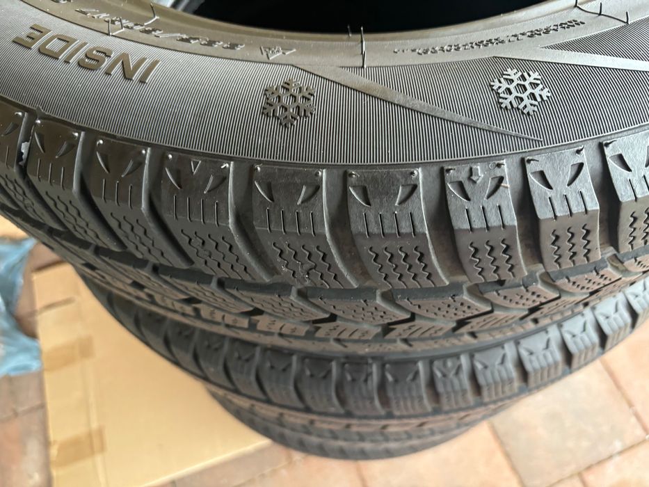 Opony zimowe 4 sztuki Sunfull 225/60 R17