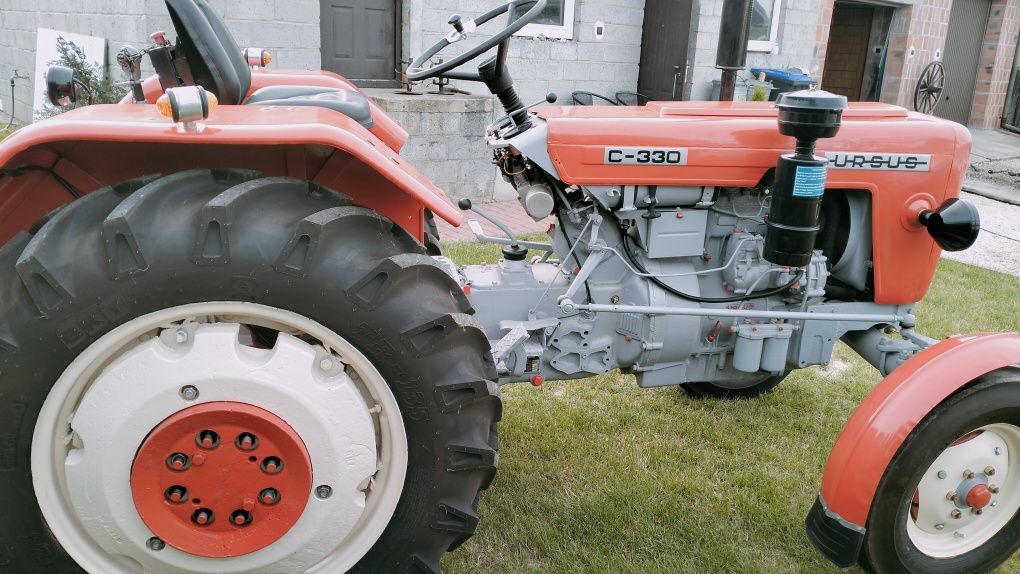 Sprzedam ciągnik C330