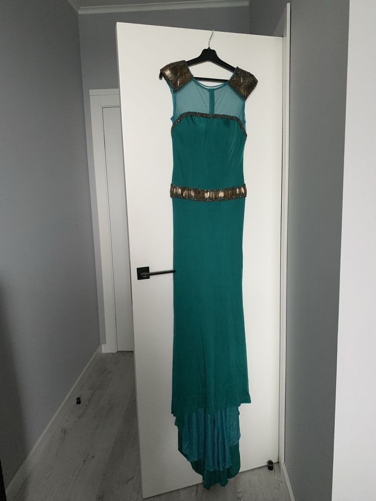 Зелена довга сукня