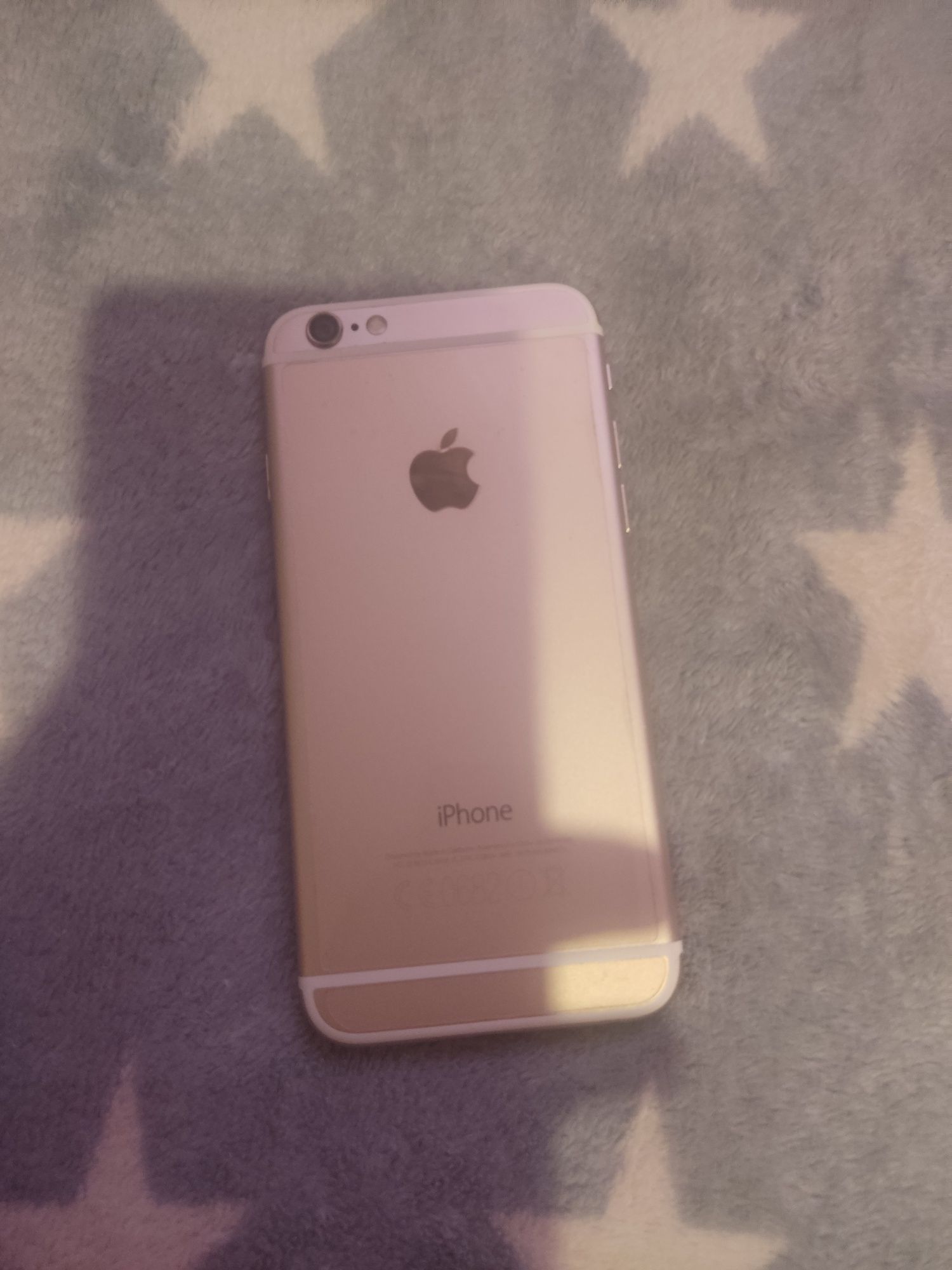 Продам iPhone 6 на 64