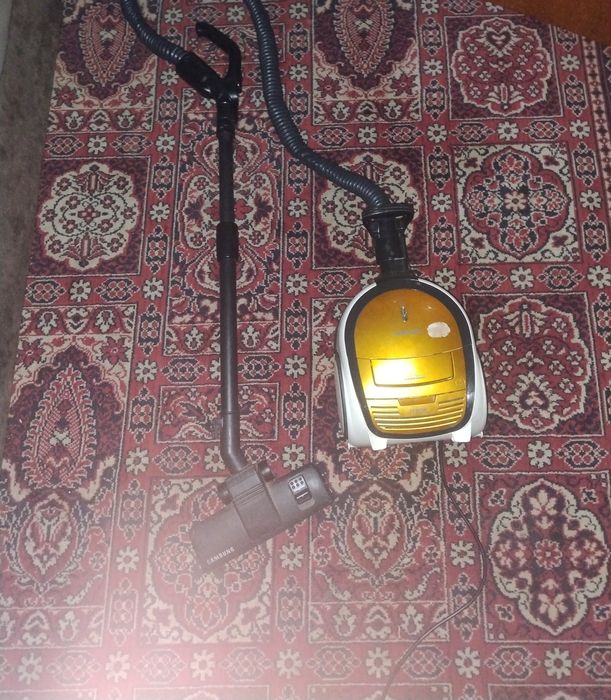 Пылесос Samsung не включается, полный комплект, на запчасти