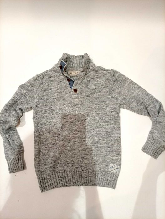 sweter rozmiar 134-140