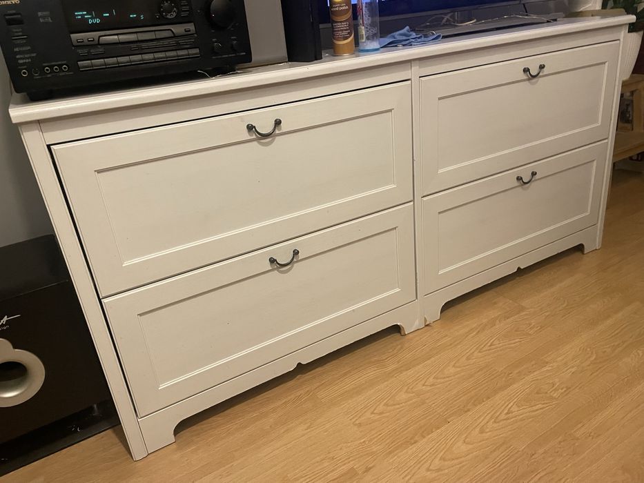 Komoda Ikea 4-szufladowa w stylu klasycznym Szafk RTV– biała
