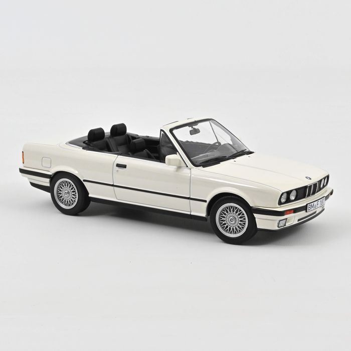 BMW 325i cabrio Norev 1/18