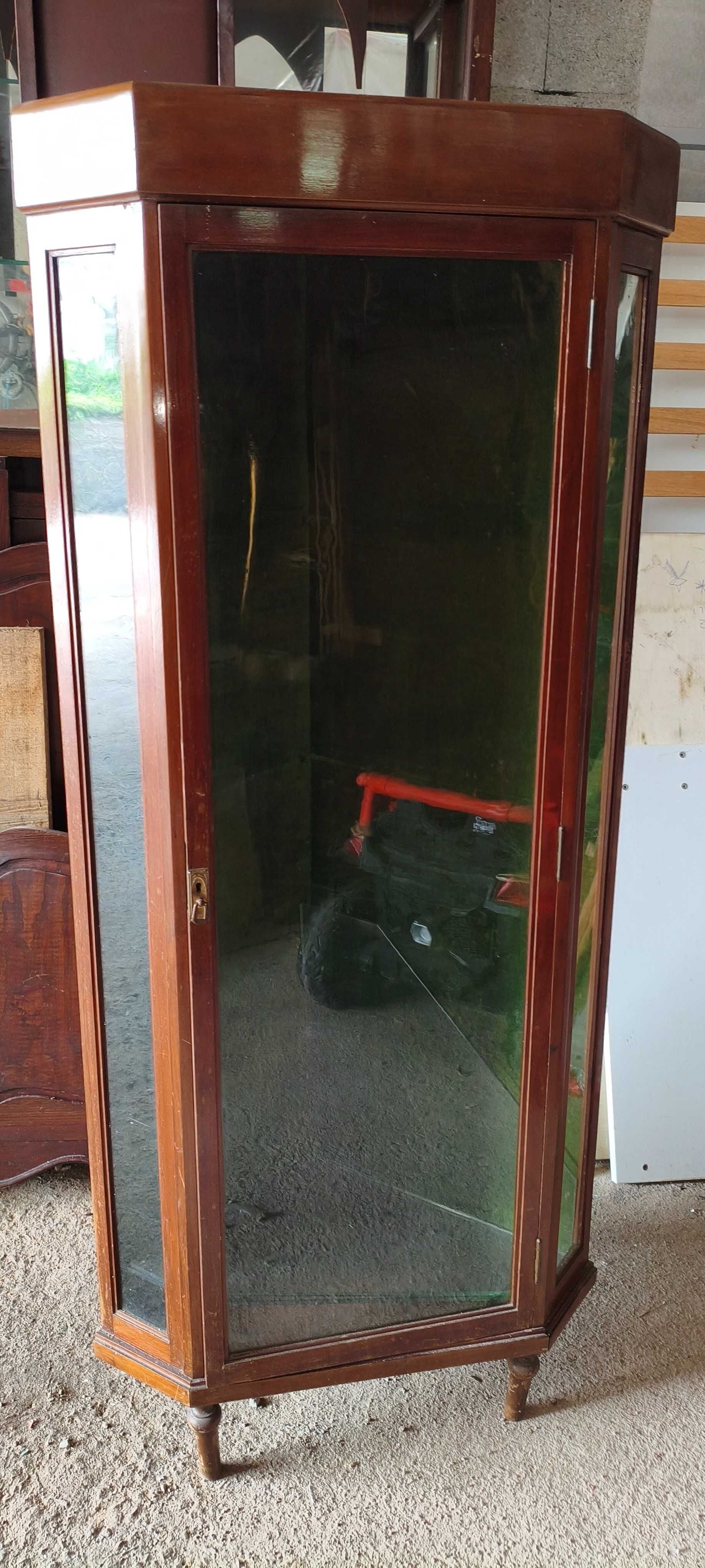 Móvel de canto porta de abrir