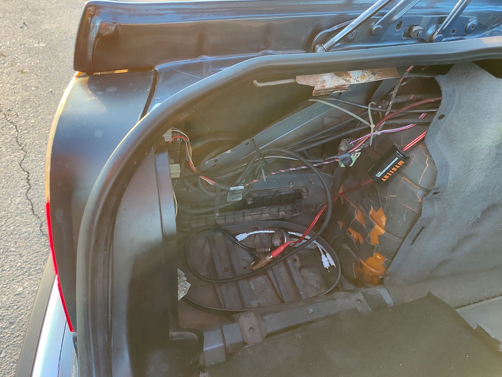 BMW E38 1996 2.8