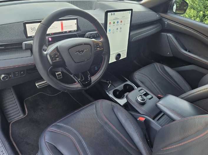 Ford Mustang mach-e 2022