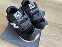 Buty sportowe chłopięce NEW BALANCE - rozmiar 26