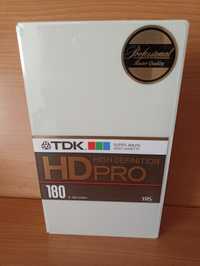 Cassetes VHS TDK Pro e Fuji Pro S-VHS