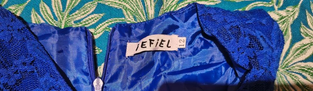 Kobaltowa sukienka elegancka iEfiel roz. 146-152