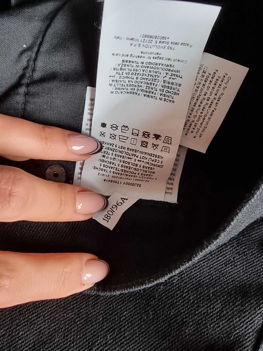 Męskie jeansy Trussardi. Nowe.  Rozmiar 38