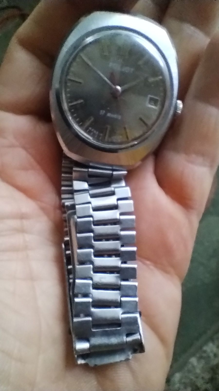 Zegarek mechaniczny Poljot z datownikiem