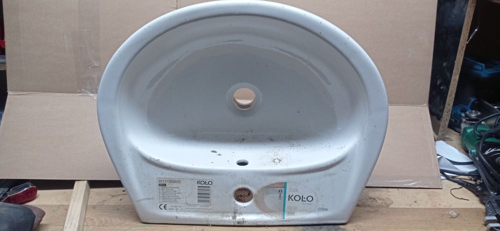 Umywalka "Koło" nie używana .