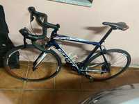 Bicicleta Scott CR1 (Carbono)