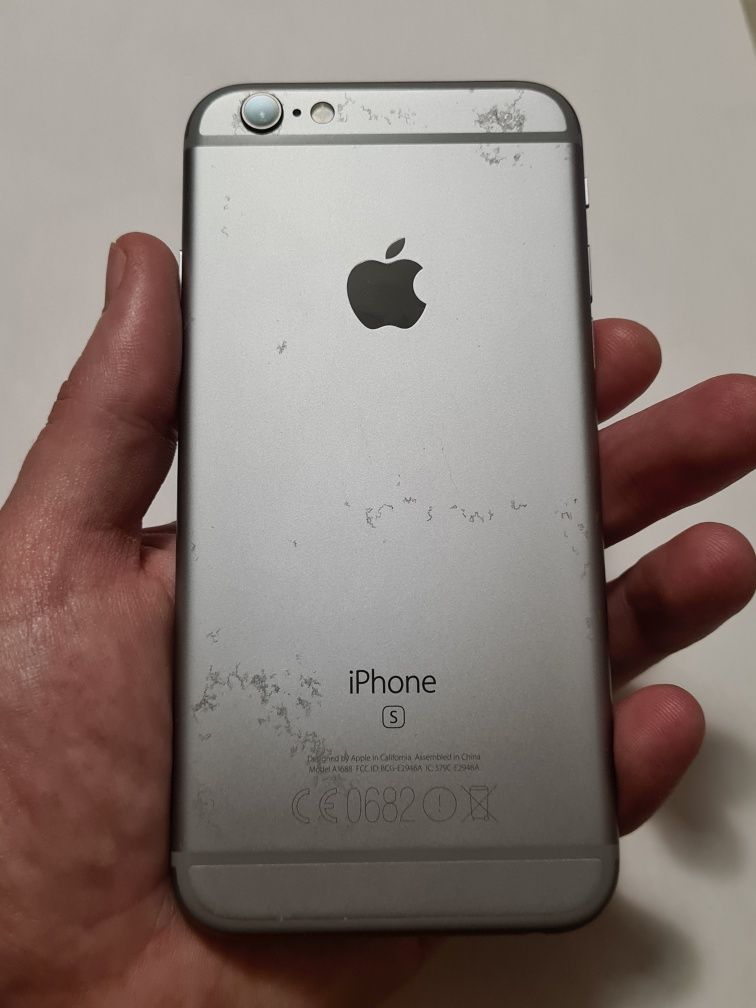 На Запчастини чи Під Ремонт iPhone 6s A1688 64GB не робочий