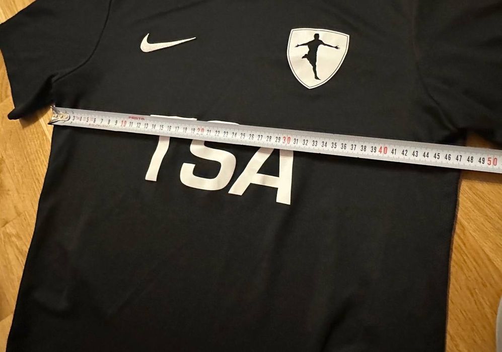 Футболка Nike TSA на підлітка 14-17 років