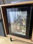 Lodowka dometic kompresorowa na wino czarna szlane drzwi minibar