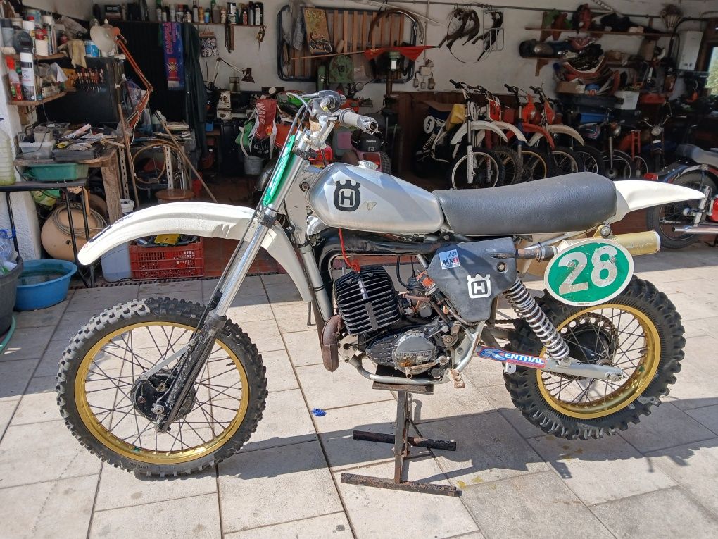 Husqvarna CR 250.