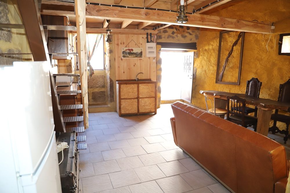 Casa reconstruida na serra da estrela