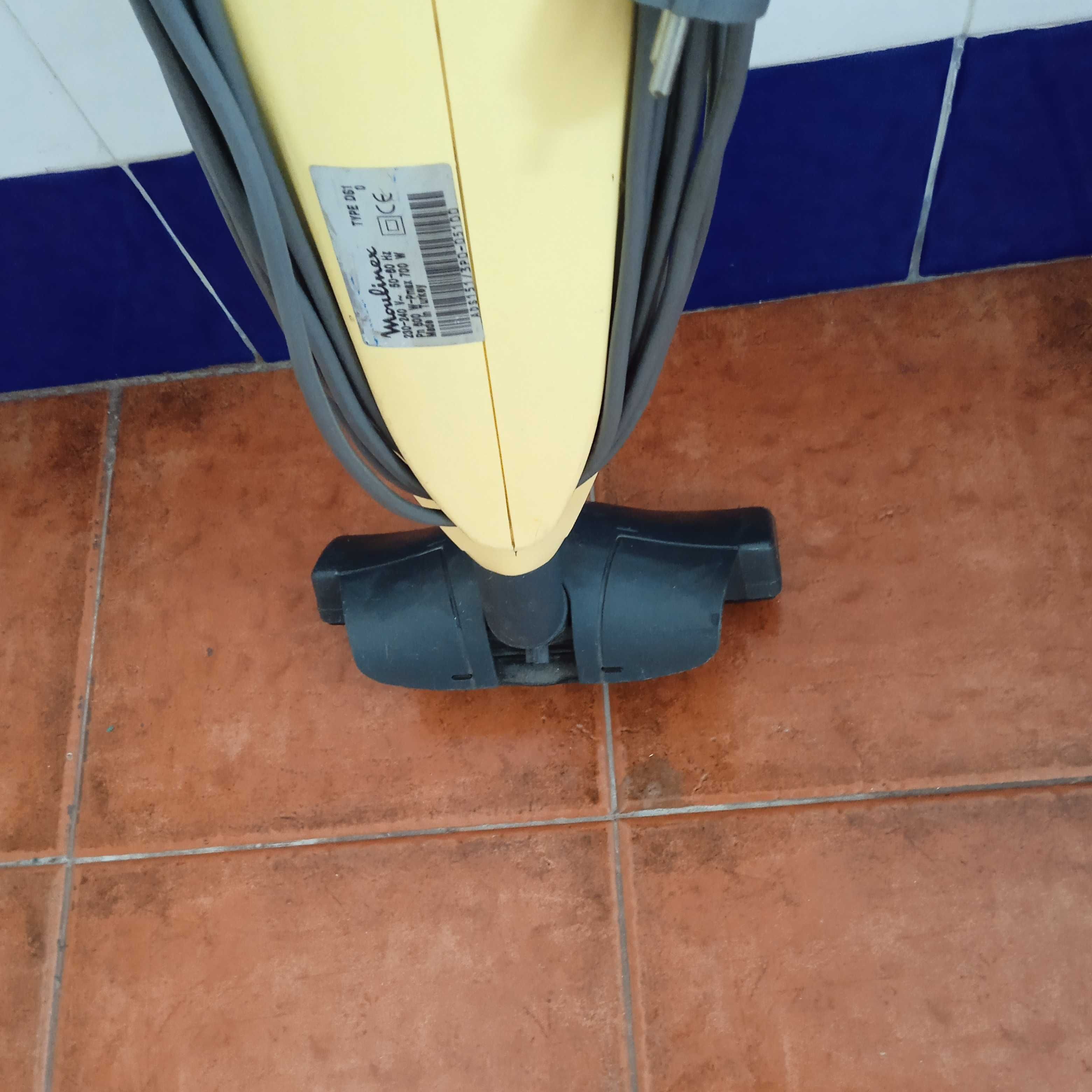 Aspirador vertical Moulinex