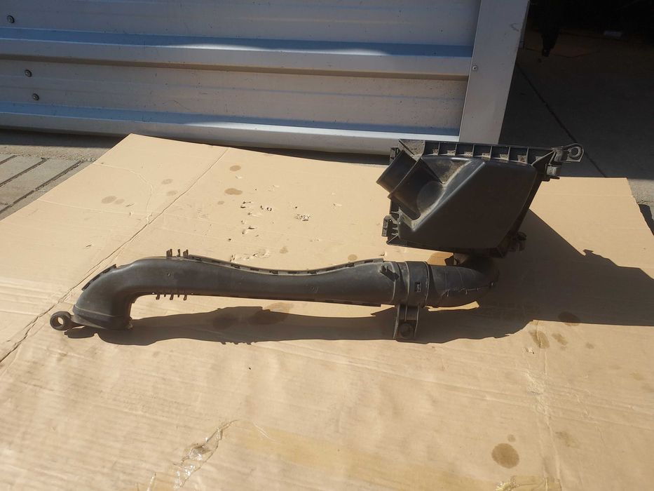 Obudowa Filtra Powietrza Rura Dolot  Ford Fiesta Mk8 1.0 ECOBOOST