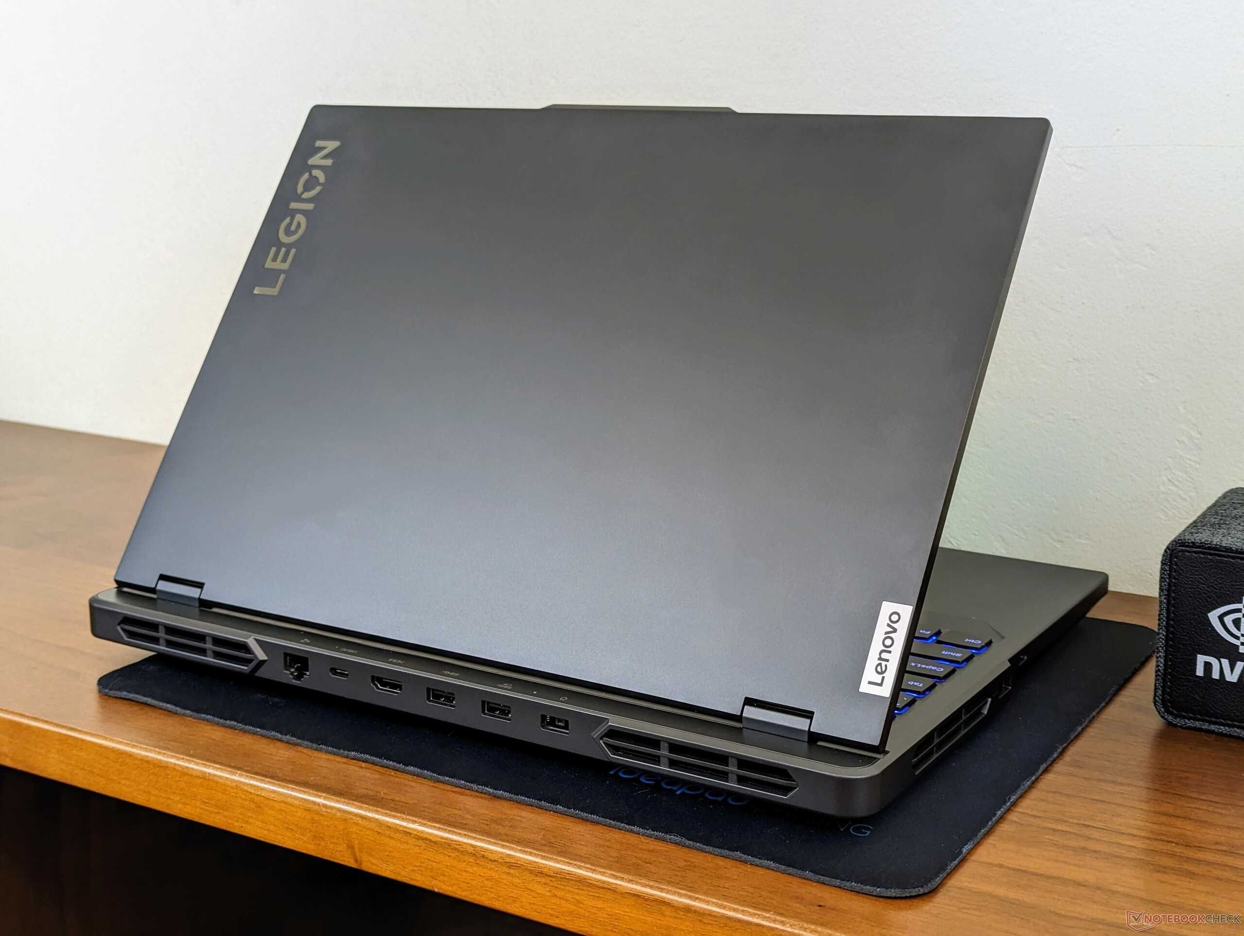 Lenovo Legion 5i 16IRX9
