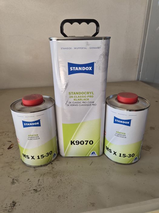 Lakier bezbarwny STANDOX K9070, 6 litrów