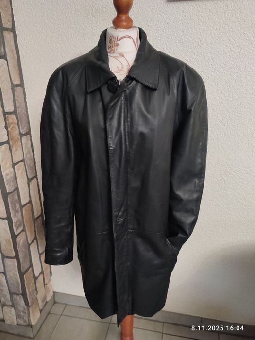 Elegancki męski płaszcz skórzany, klasyczny krój, czarny, jak nowy