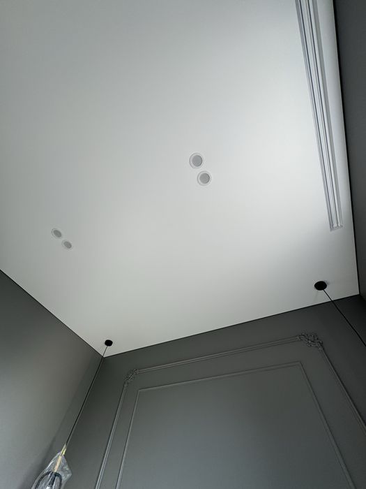 Натяжні стелі Натяжные потолки глянцеві потолки матові