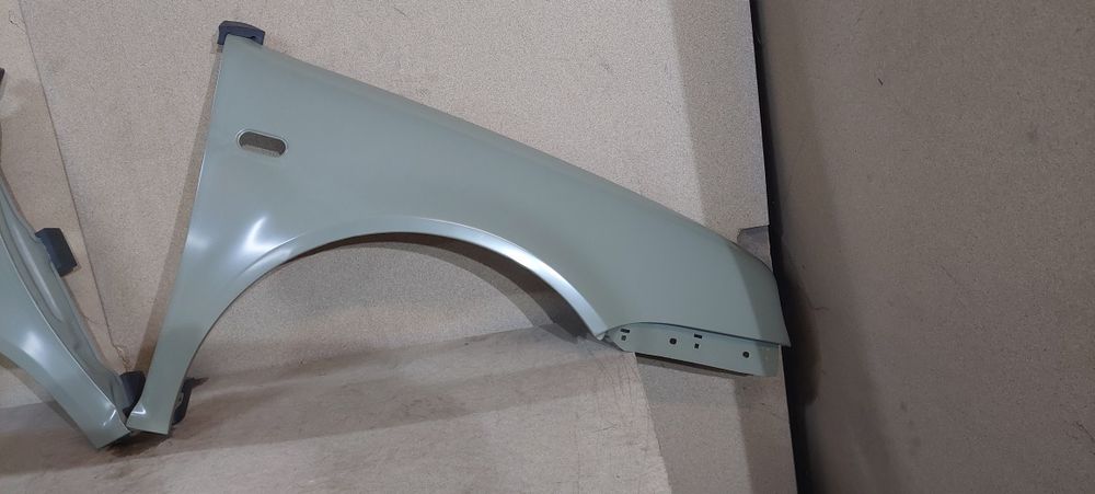 VW Golf IV 4 błotnik przód przedni prawy lewy nowy zamiennik