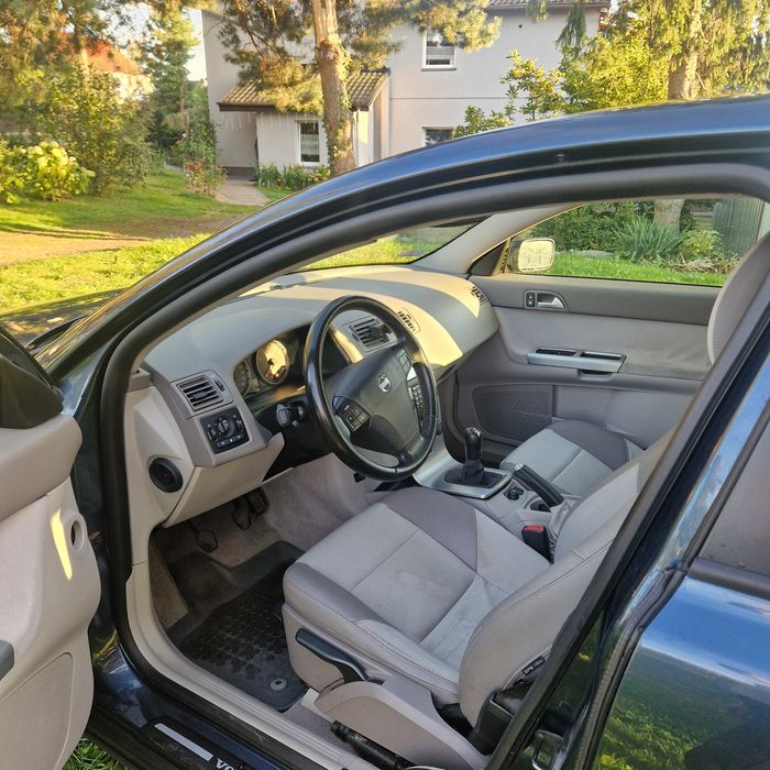 VOLVO V50 2.4+gaz