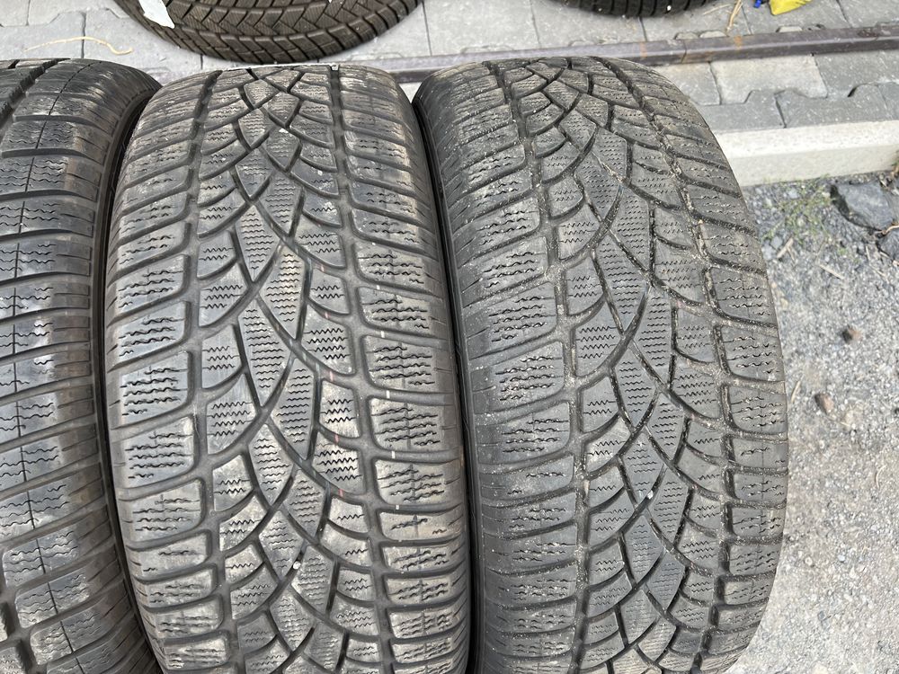 4xopona zimowa DUNLOP w rozmiarze 225/50 R18