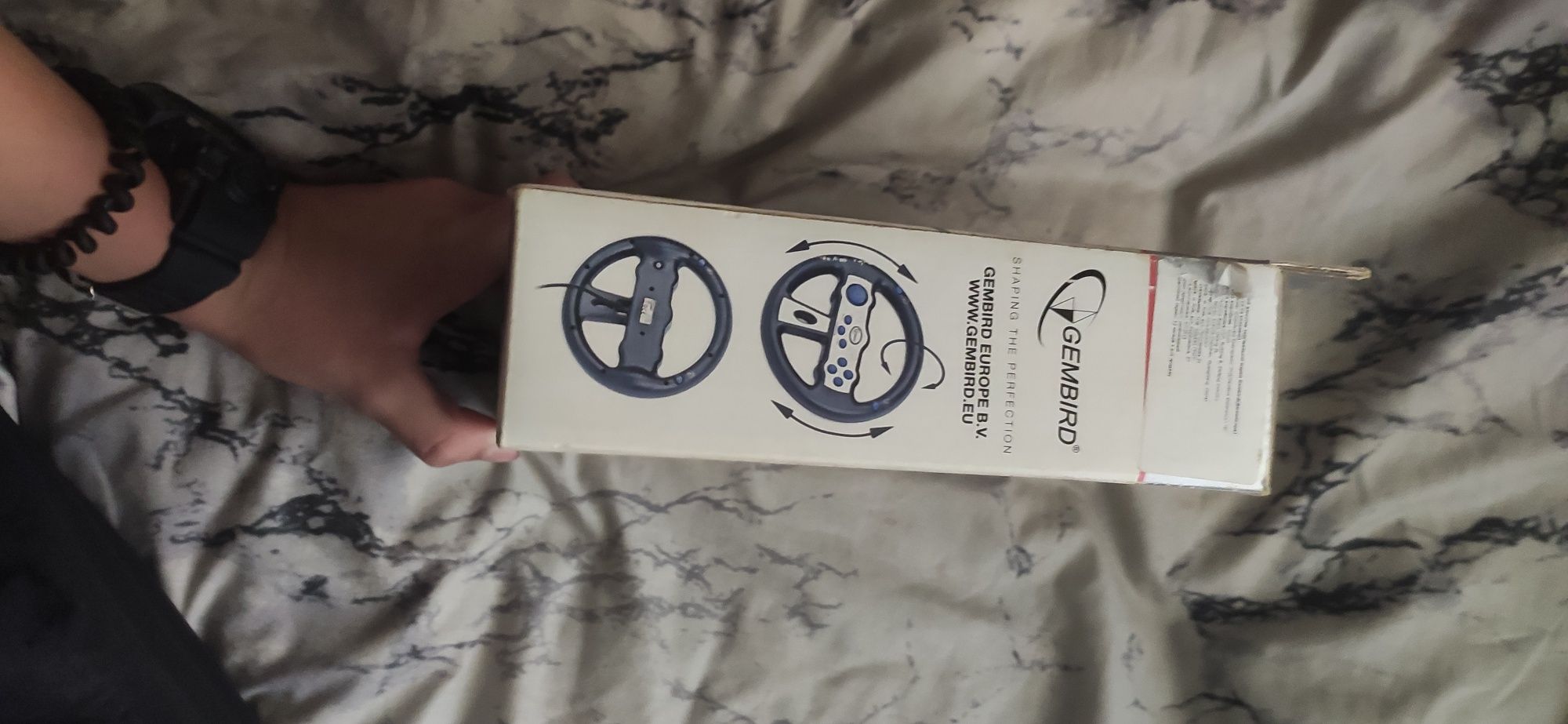Ігрове кермо 

RACING WHEEL