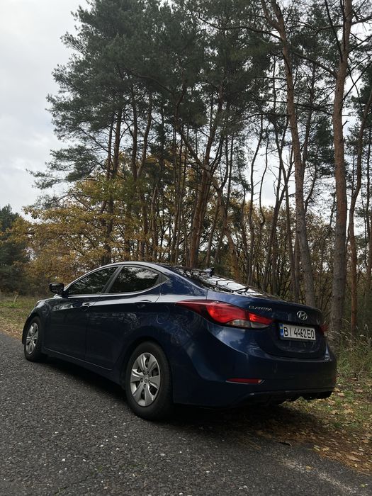 Hyudai елантра 2016 рік