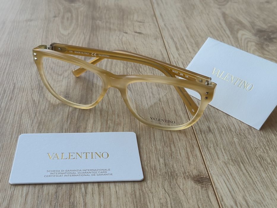 Жіноча массивна оправа  вколорі  Honey-amber  від V2648 Valentinо!