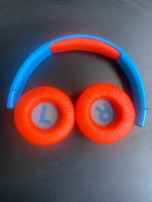 JBL BLUETOOTH HEADPHONE KIDS SPEAKERS - INDIVIDUAL OU PAR
