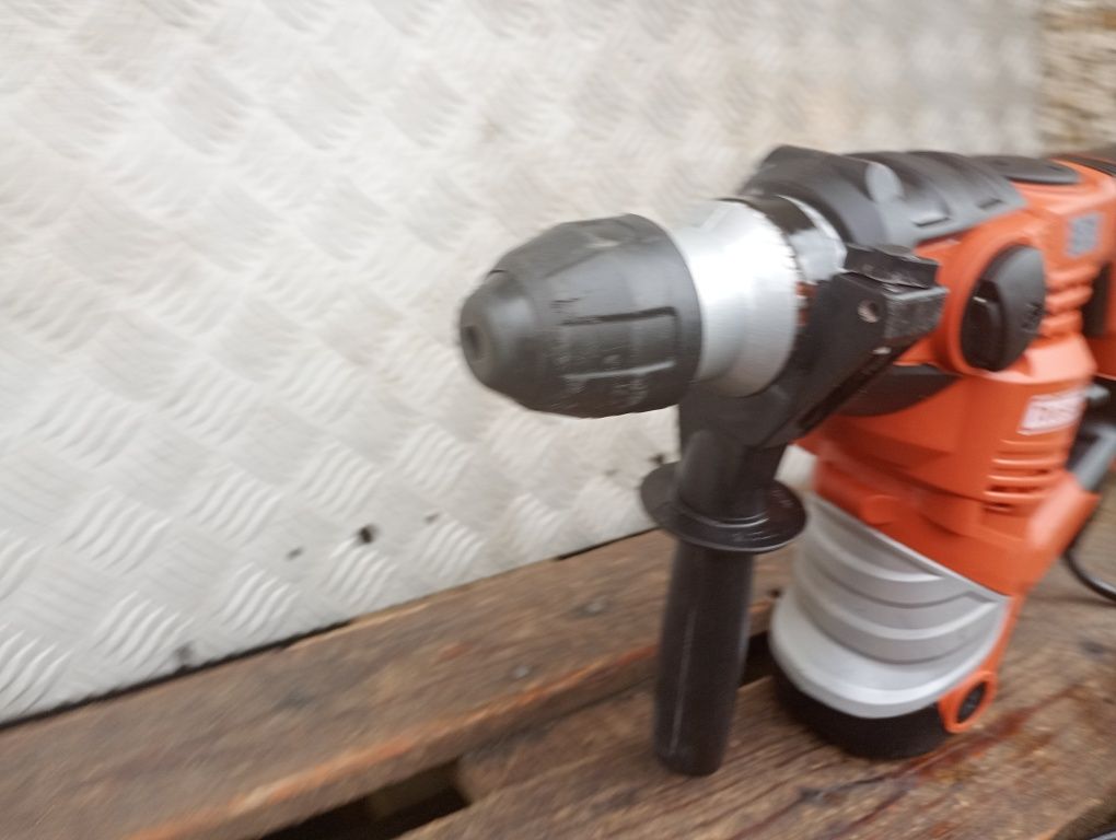 Młotowiertarka Einhell Toolson PRO HM 1600