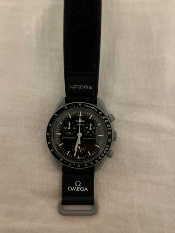 Omega x Swatch Moon SO33M100 - Srebrny zegarek kosmiczny