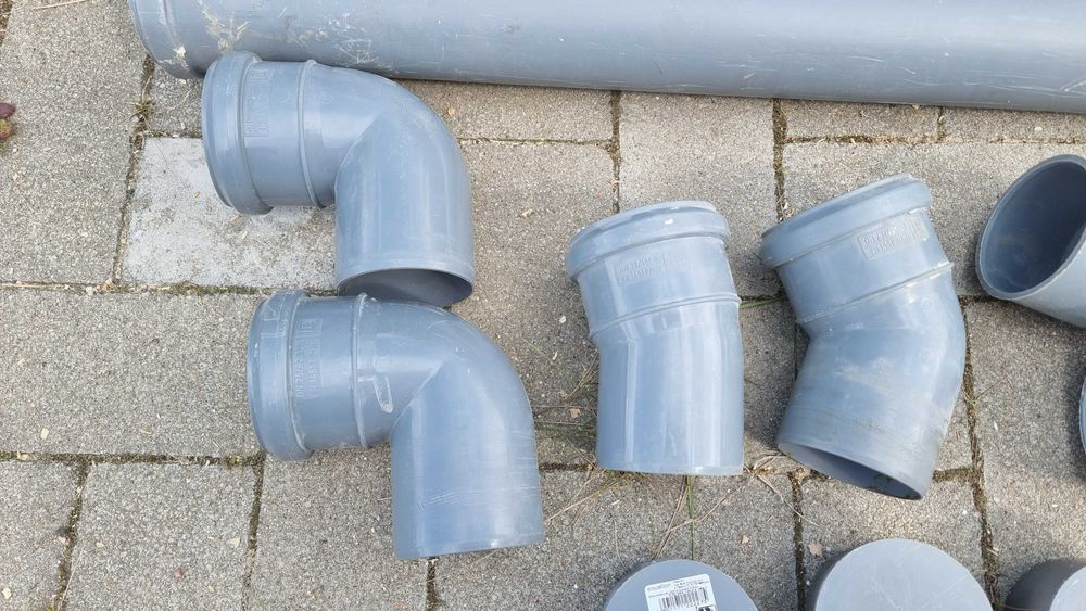 Rura kanalizacyjna wentylacyjna 75 mm rury kolanka, redukcje, zaślepki