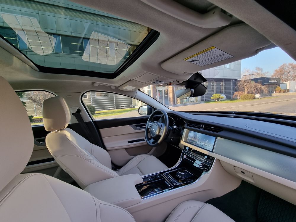 Jaguar XF Premium AWD 2019