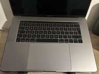 MacBook Pro (15-calowy, 2016) z touchbarem