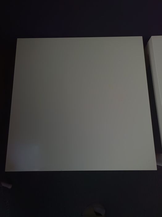 Ikea Trofast szafka ścienna plus Ikea Lack dwa stoliki