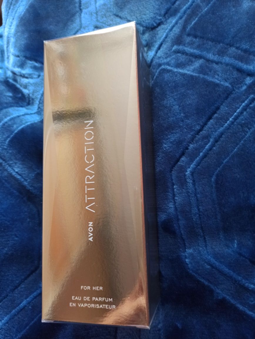 Avon Attraction dla Niej Woda perfumowana 100 ml