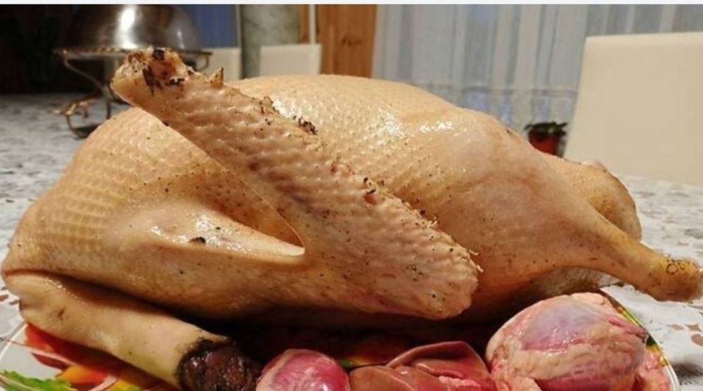 Продам тушку,м'ясо гуся.