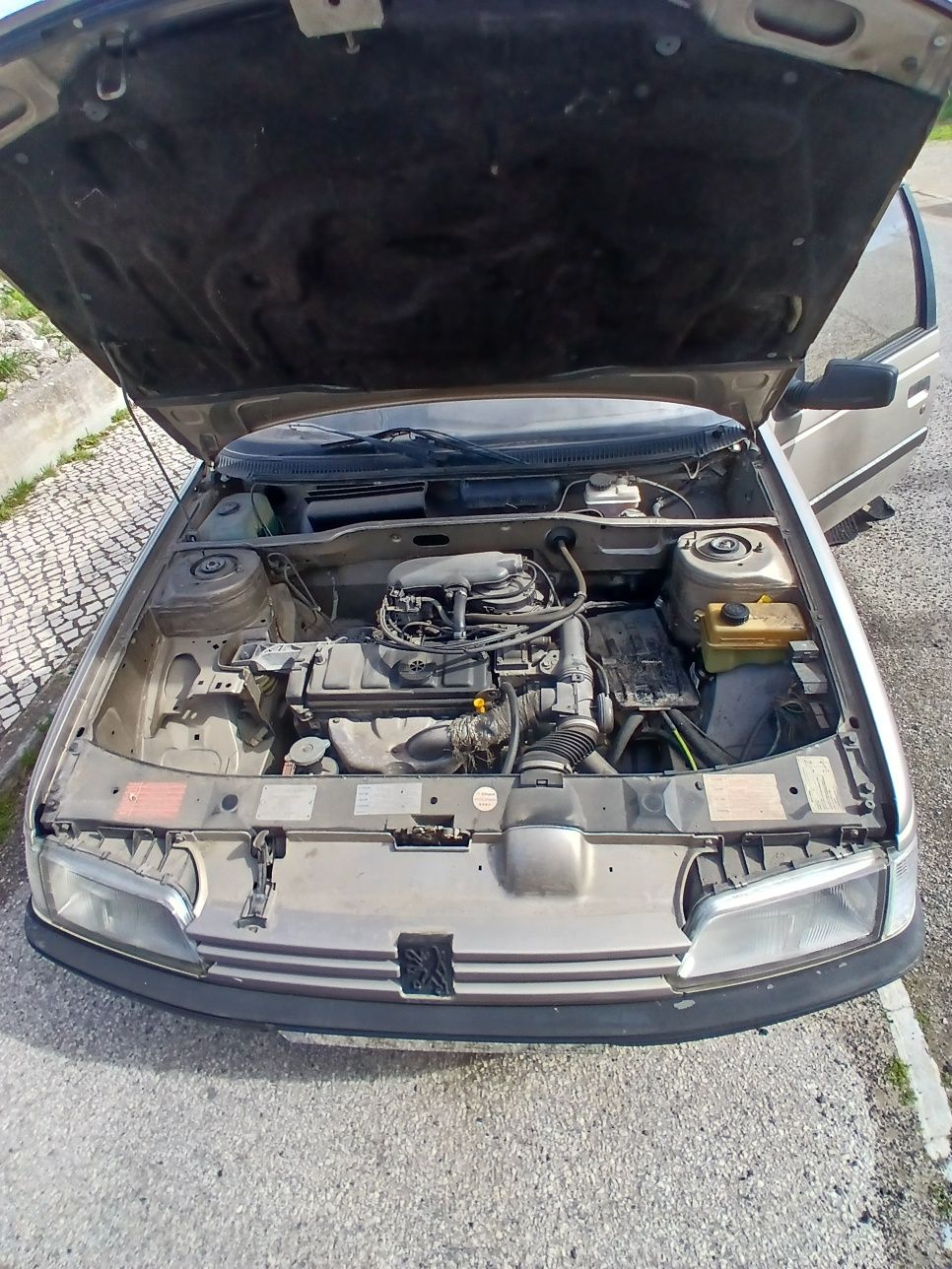 Peugeot 405 para pecas
