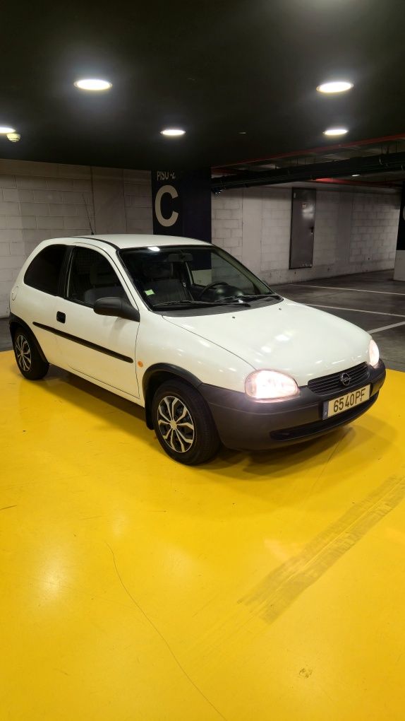 Opel Corsa 1.7 Isuzu  Diesel