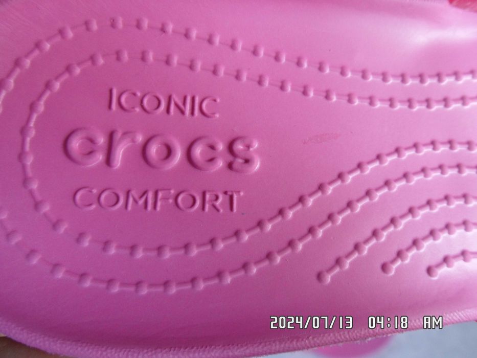 Crocs Isabella Iconic Comfort босоножки вьетнамки шлепанцы W 5