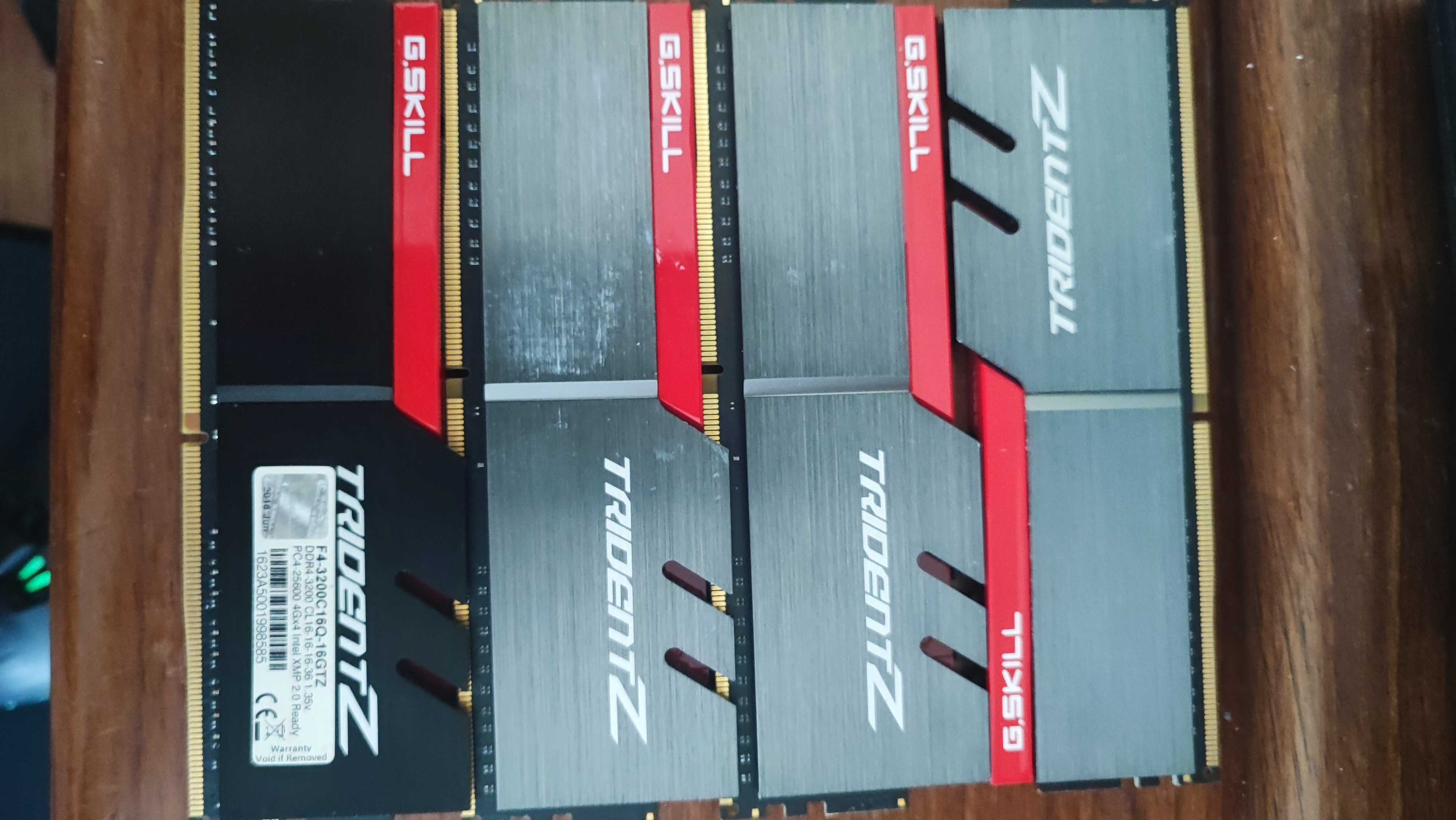 ram ddr 4  - 4x 4 gigas (16gigas)