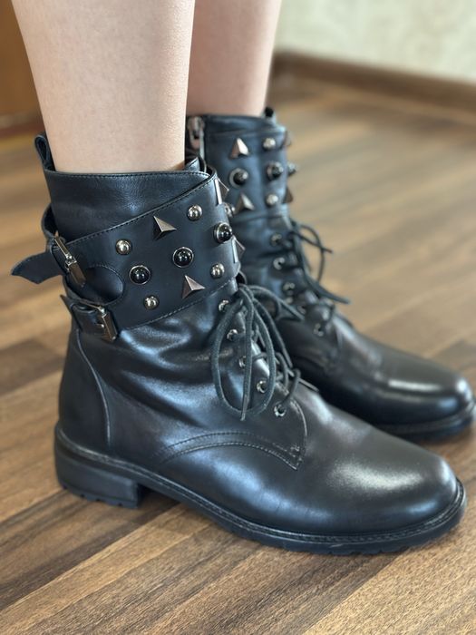 Зимние женские ботинки VITTO ROSSI